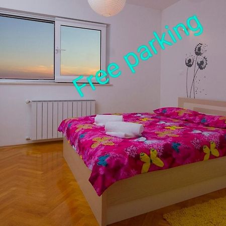 Appartamento Apartman Roko Šibenik Esterno foto