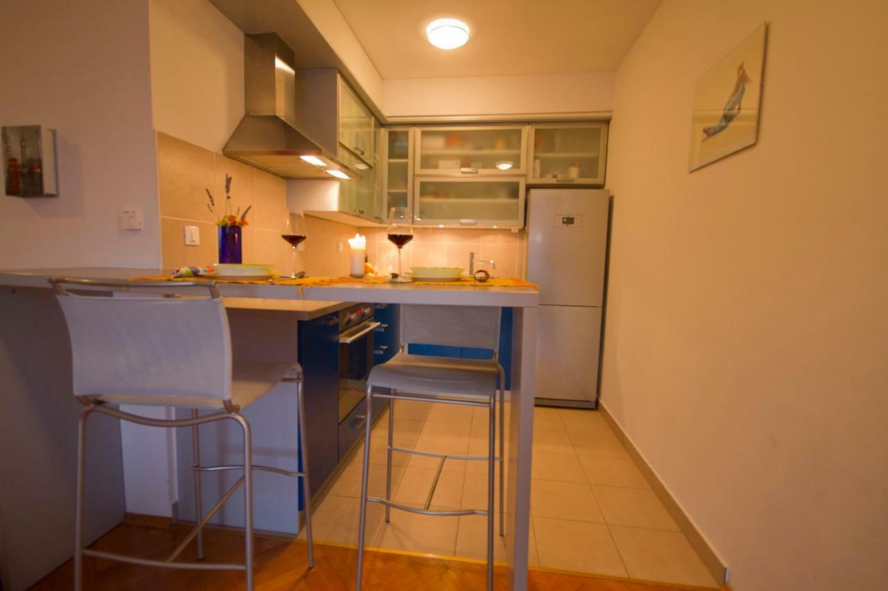 Appartamento Apartman Roko Šibenik Esterno foto